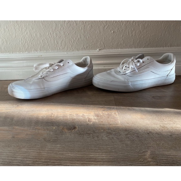 Vans Sneaker All White, Size 8.5 - Picture 2 of 4
